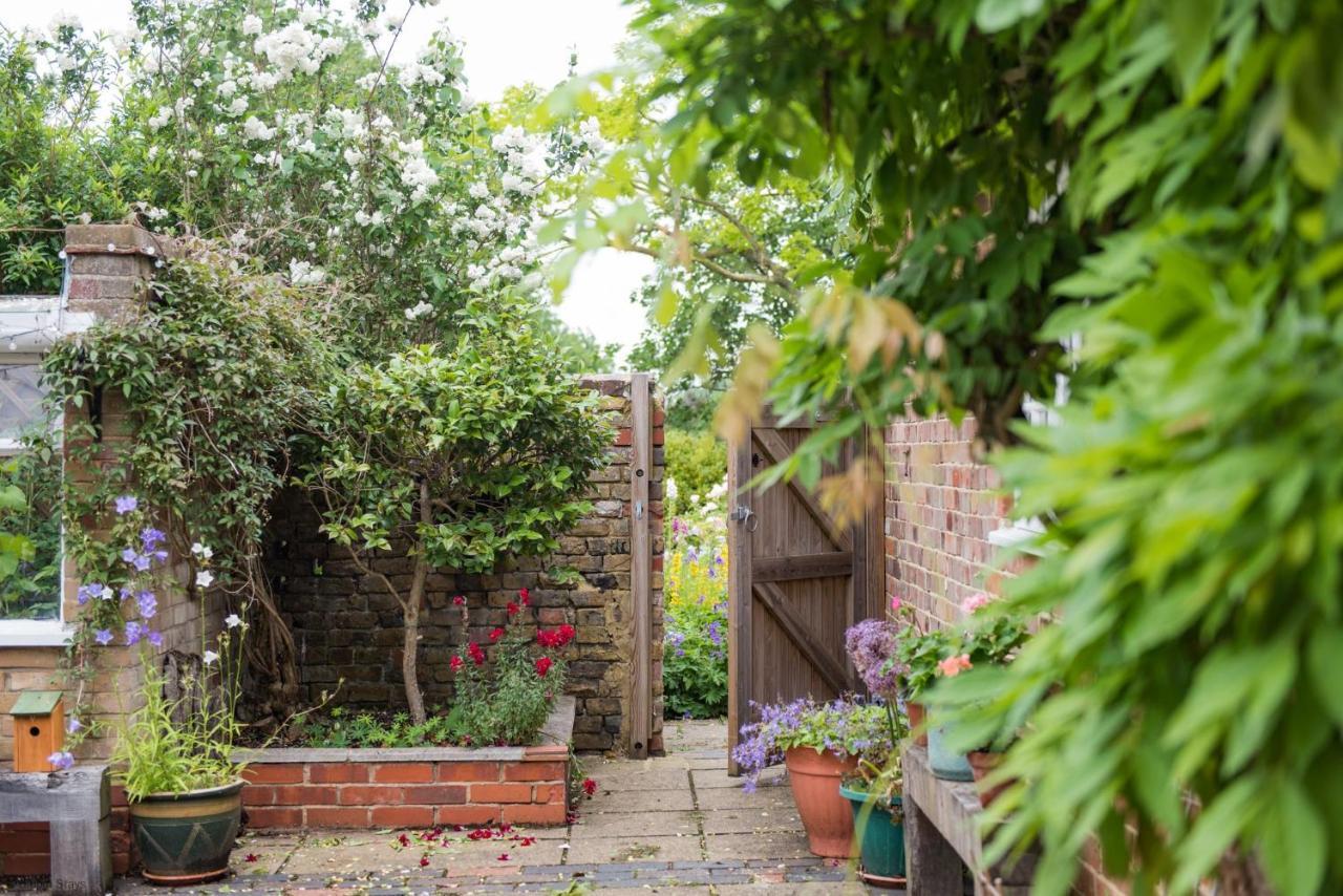 Plum Pudding Stables By Bloom Stays Faversham Exterior photo